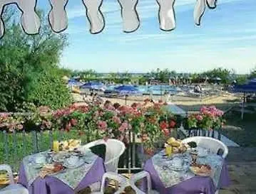***  Hotel Bertha Fronte Mare Lido di Jesolo Italië